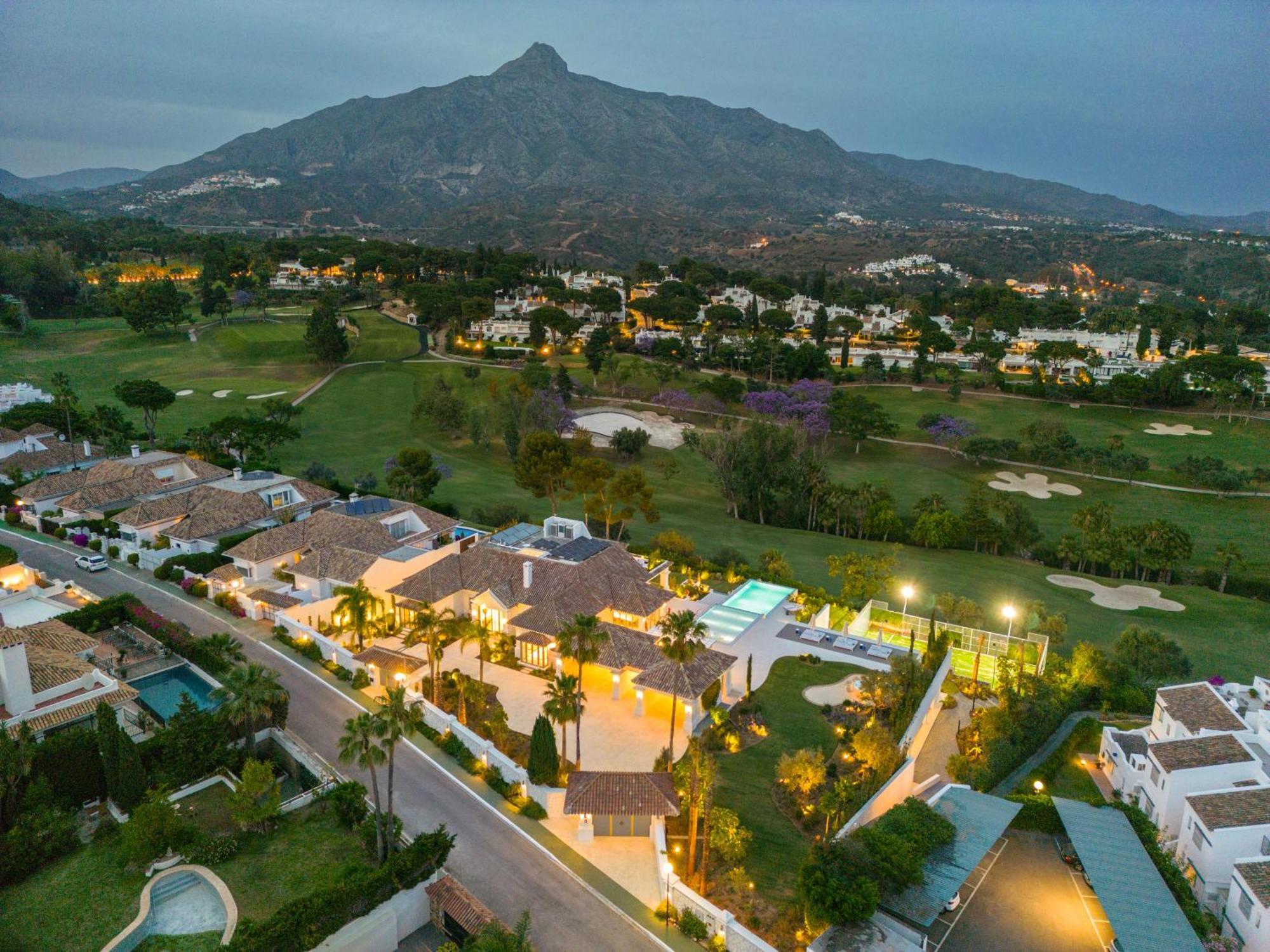 Villa Azur, Nueva Andalucia, Marbellac